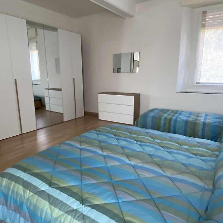 Casa Vacanza Amelia Бозизио-Парини Экстерьер фото